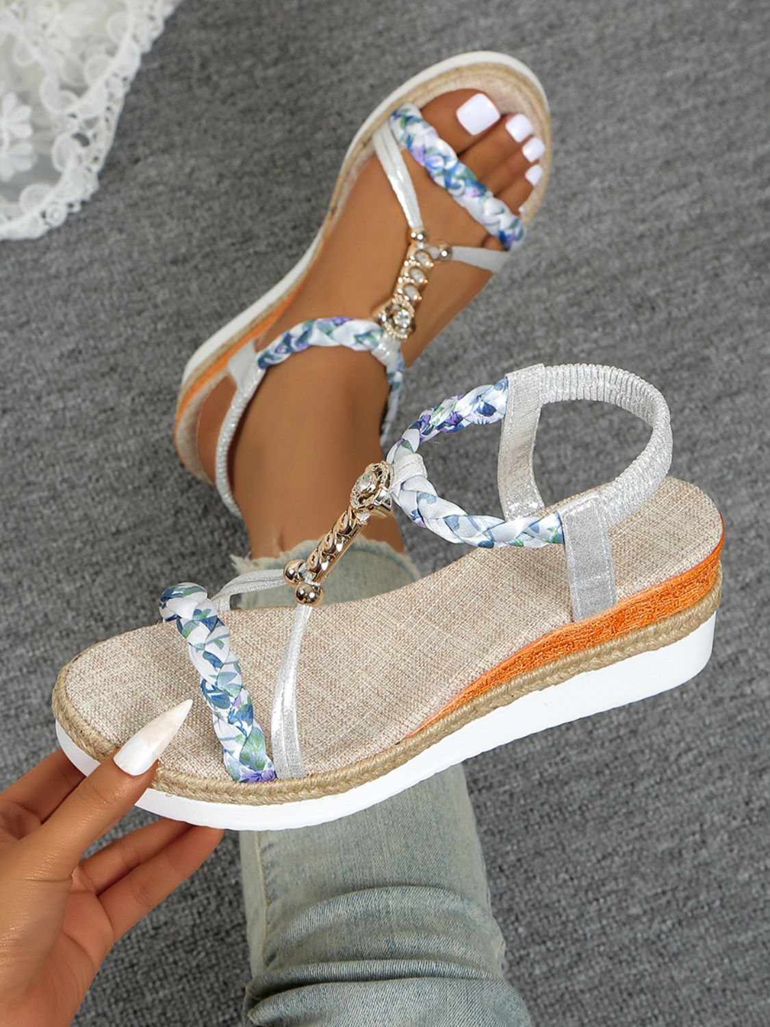 Contrast Woven Wedge Sandals